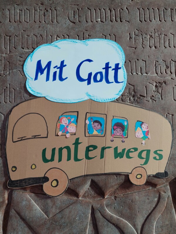 „Mit Gott unterwegs“ Kinderfahrzeugsegnung