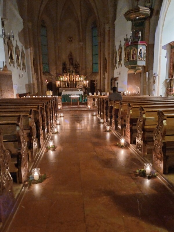 Nacht der Lichter in der Pfarre Berndorf – ein Abend des Gedenkens und der Hoffnung